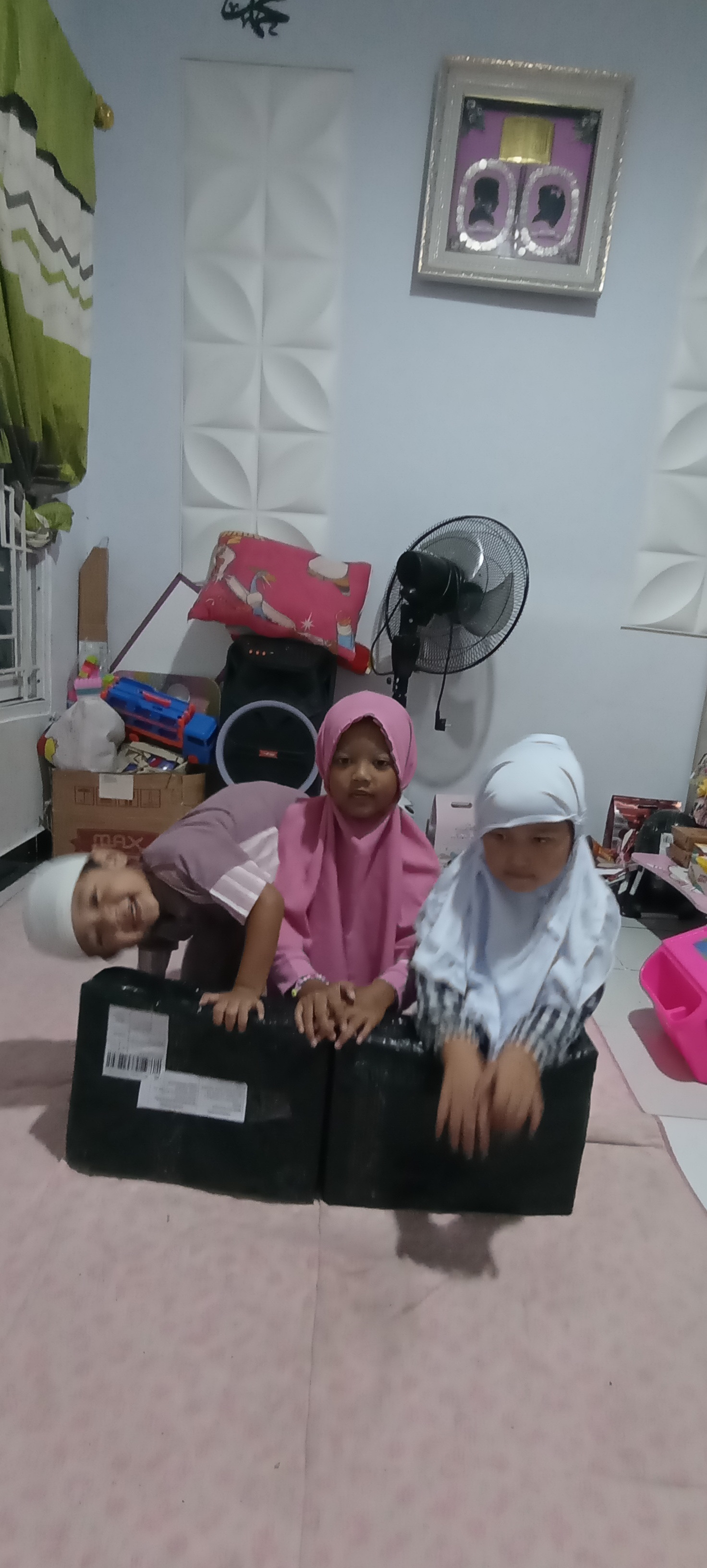 Adik Adik pesantren Astra 