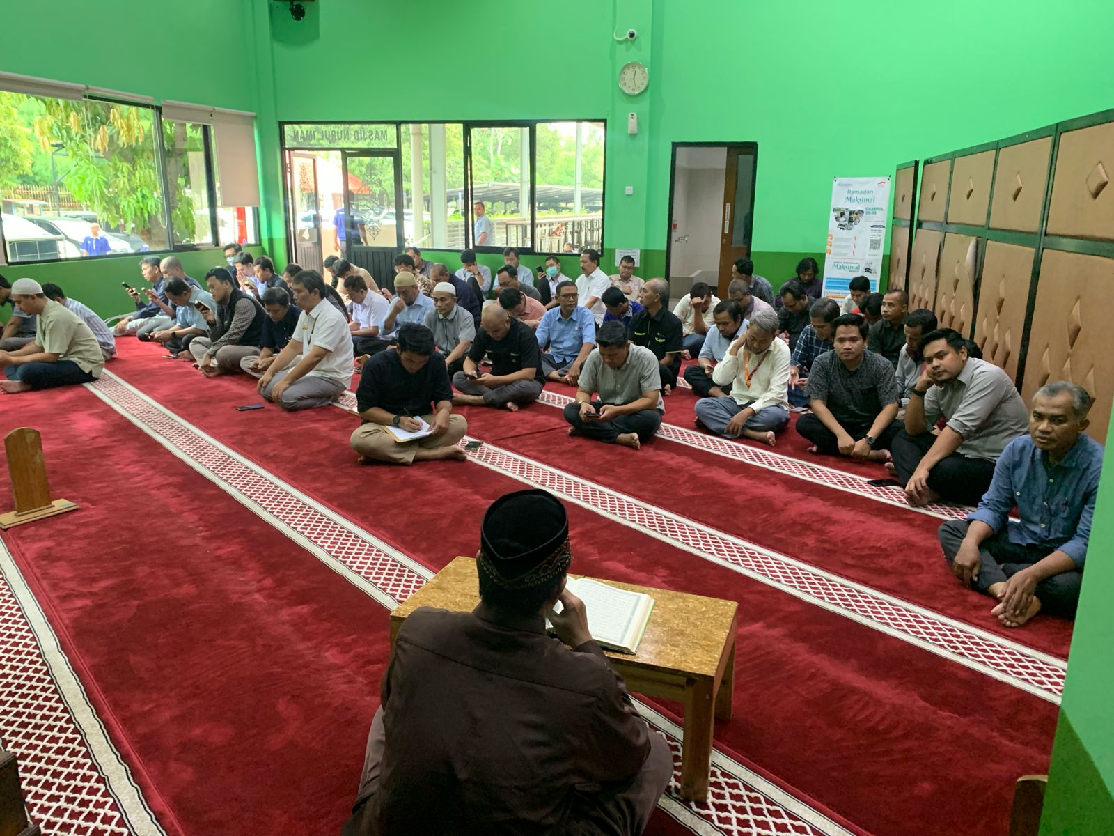 Kajian Bulan Ramadhan bersama Ustadz Ali Fatoni S. Ag dengan Tema Tafsir Al-Qur'an