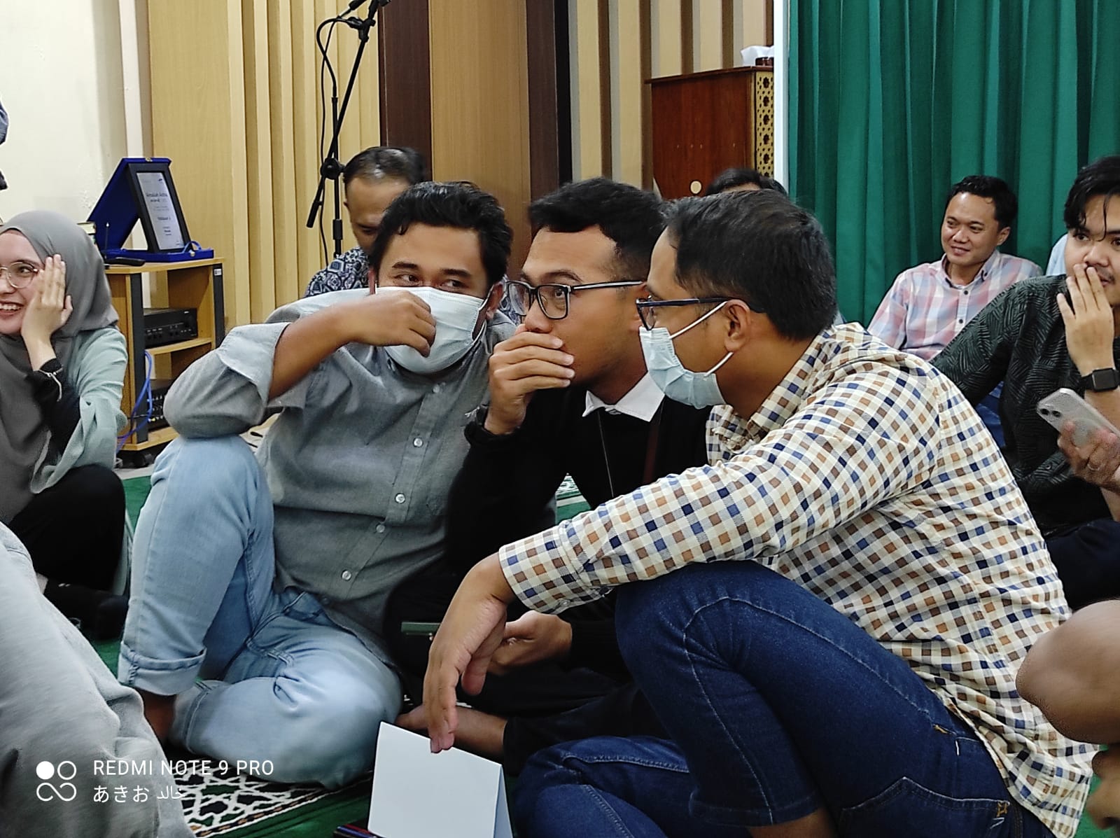 Para peserta menunjukkan dedikasi dan kegigihan mereka untuk meraih kemenangan, namun di atas segalanya, mereka memperlihatkan sikap rendah hati dan ketulusan dalam menuntut ilmu agama. Babak penyisihan berlangsung dengan lancar dan penuh semangat, menciptakan momen berharga dalam perjalanan keberkahan Ramadan kami.