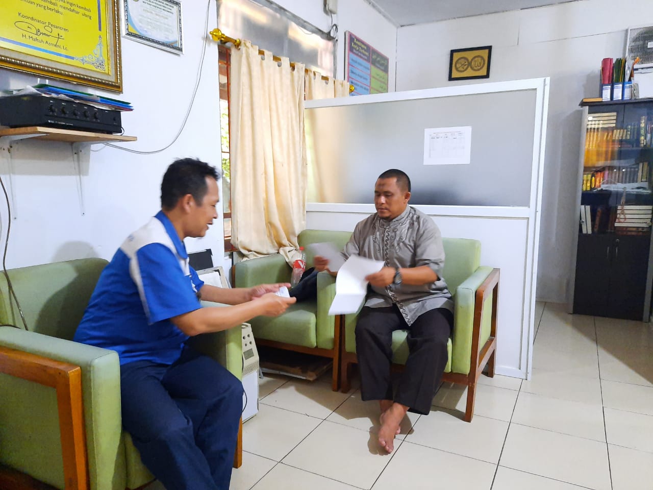 Kunjungan ke ust. Maftuh