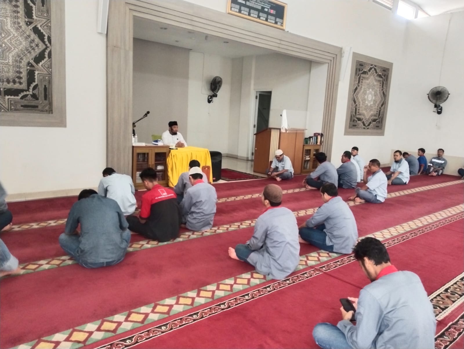 Suasana Kajian Dhuhur Rabu, 6 Ramadhan 1444 H