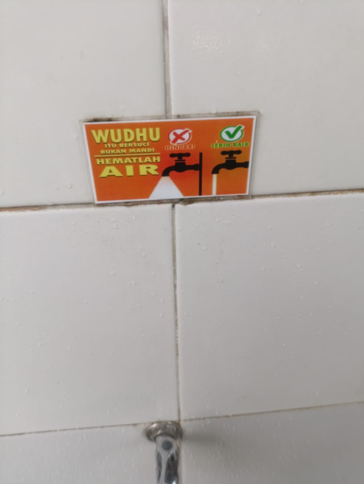 Mini poster notifikasi penghemat air wudhu